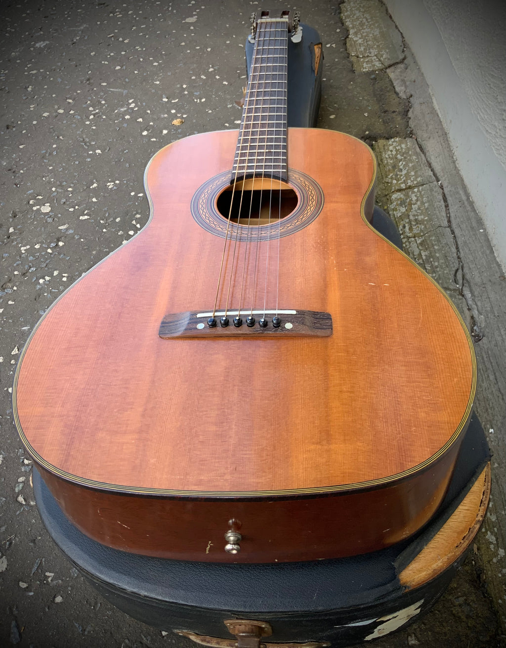 1969 Mitsuma folk guitar for Ivor Mairants London W.1