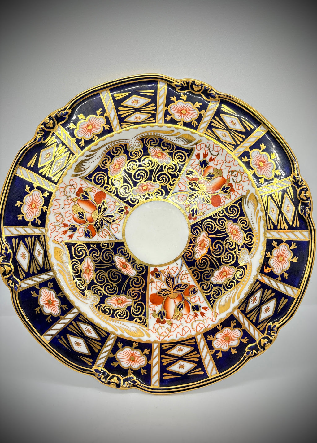 Pair of Royal Crown Derby cabinet plates, Imari pattern #2451.
