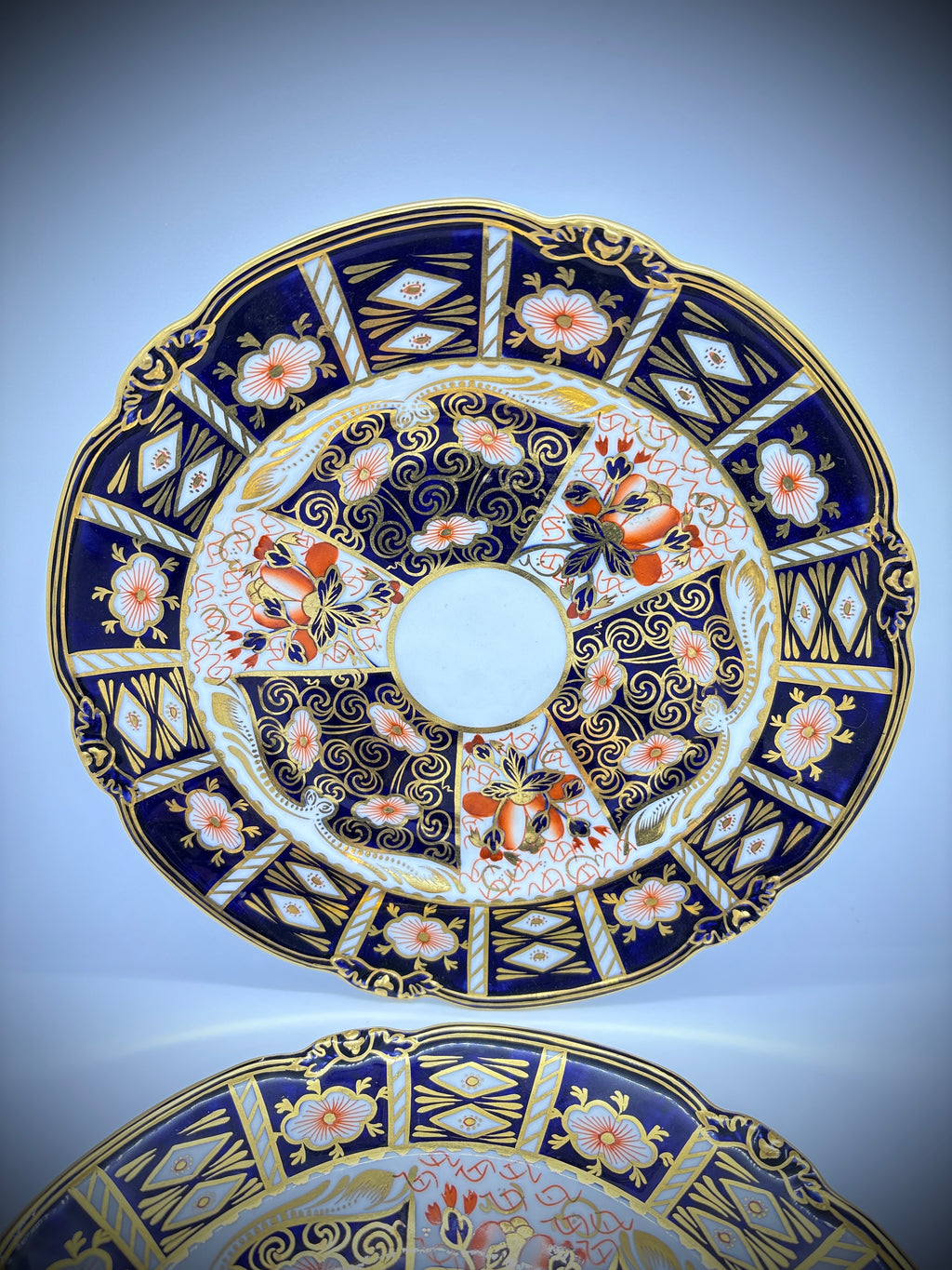 Pair of Royal Crown Derby cabinet plates, Imari pattern #2451.