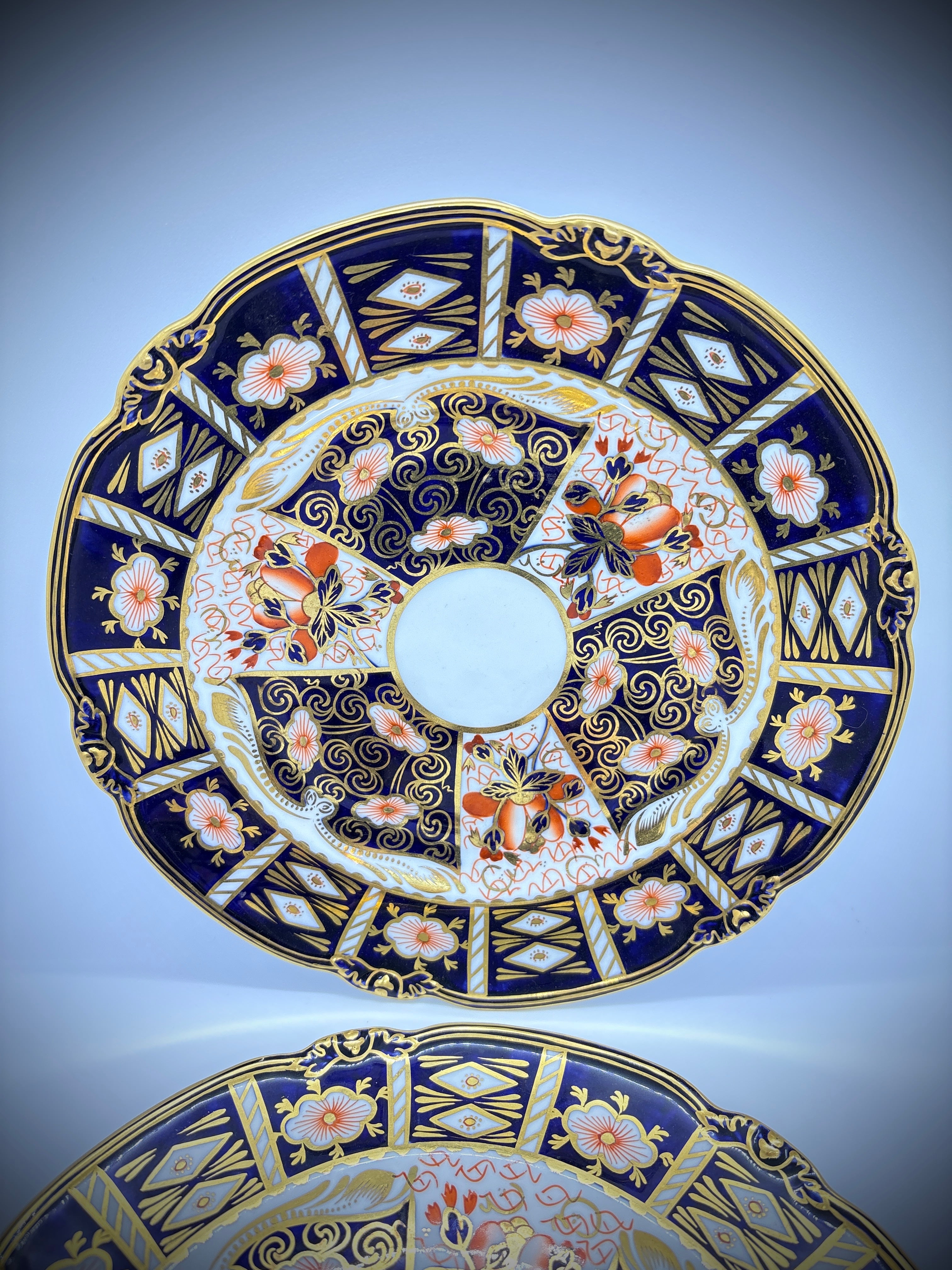 Pair of Royal Crown Derby cabinet plates, Imari pattern #2451.