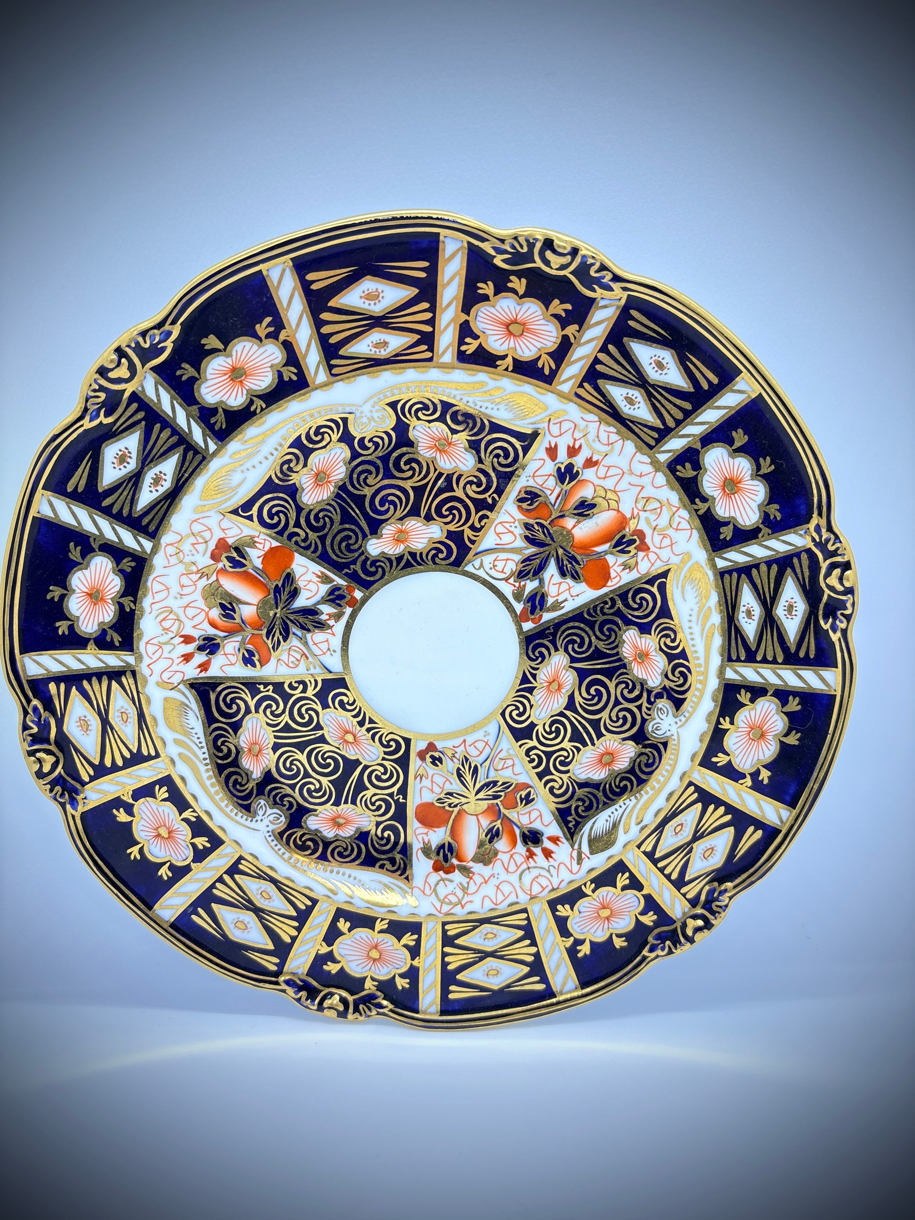 Pair of Royal Crown Derby cabinet plates, Imari pattern #2451.
