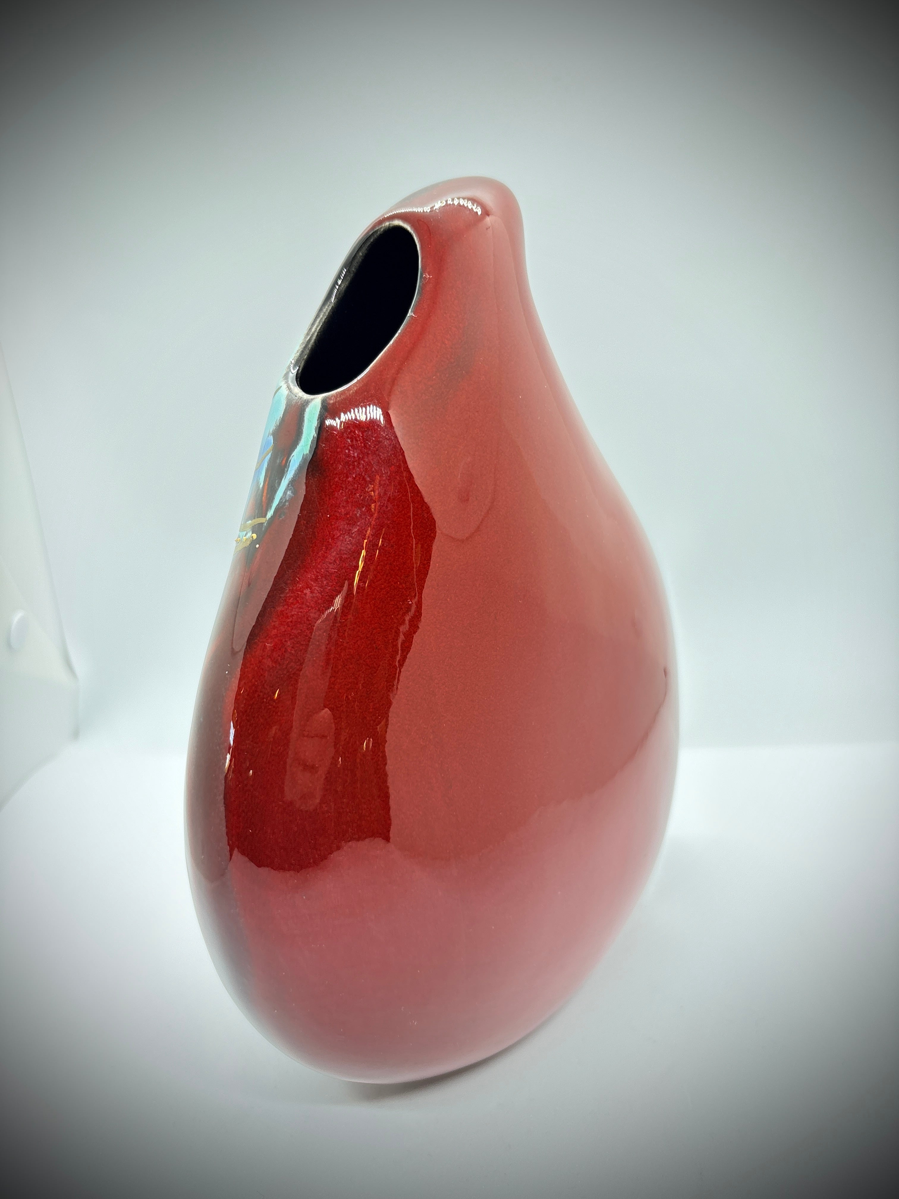 Anita Harris studio Tear drop Vase, Stoke On Trent.