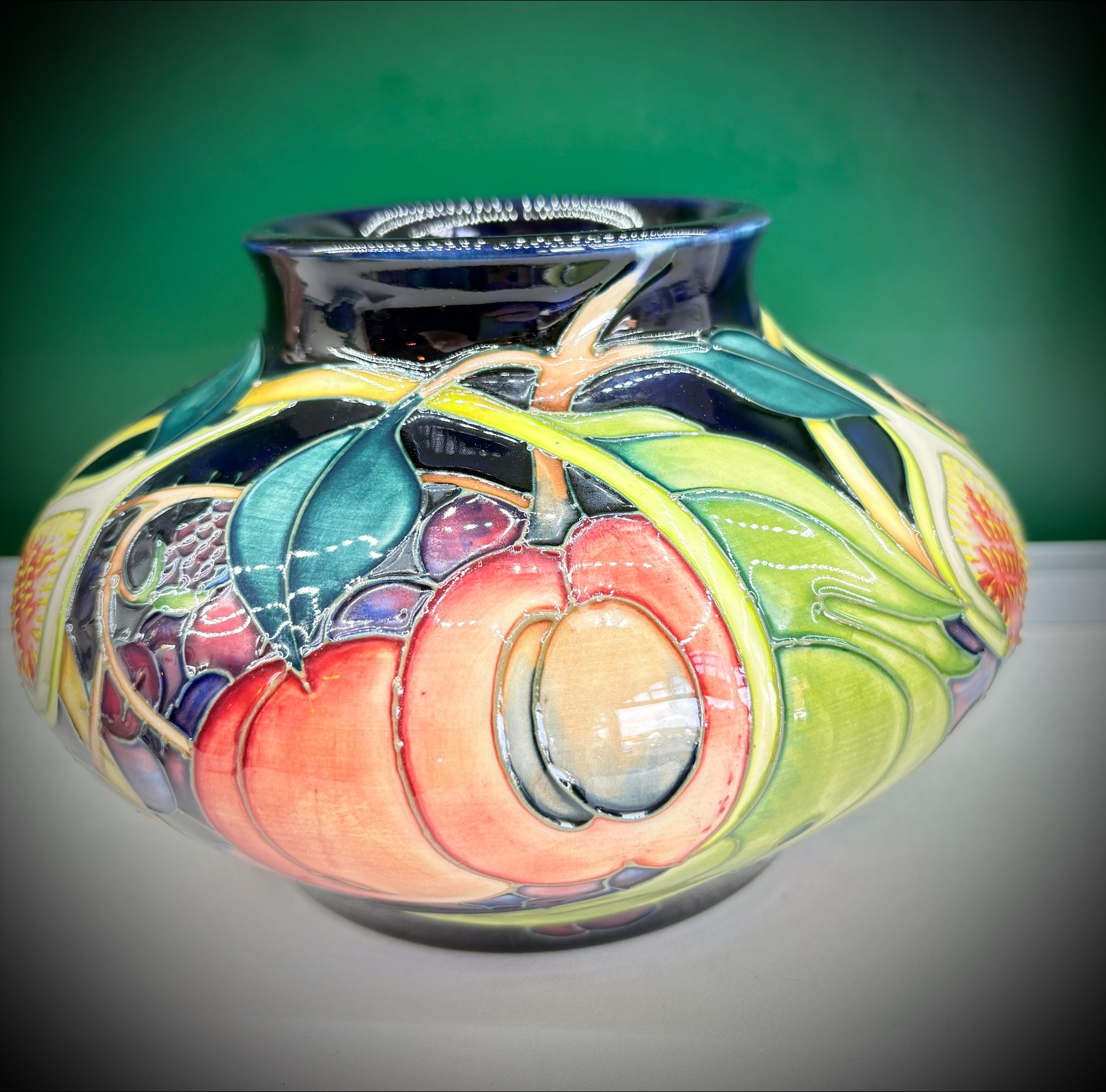 Moorcroft Queen’s Choice Wide Bowl – Emma Bossons FRSA, 2000