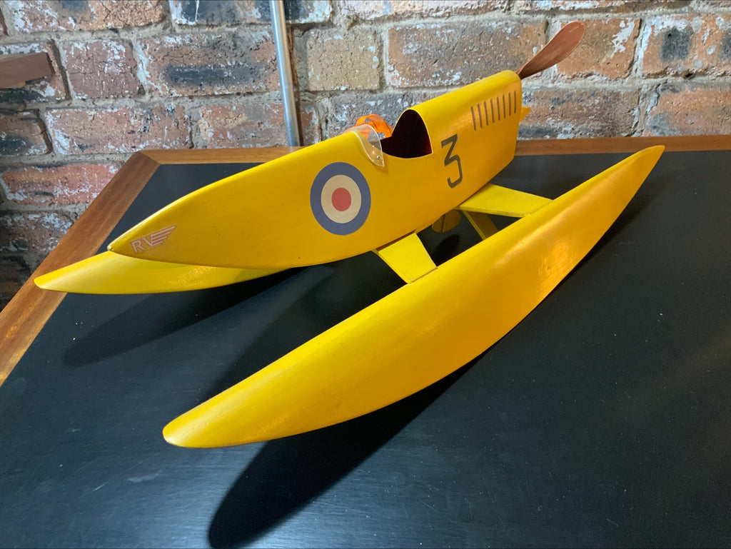 Macchi Castoldi 1920–30s Land-Speed Water Record Model – Hand-Built Wooden Vessel