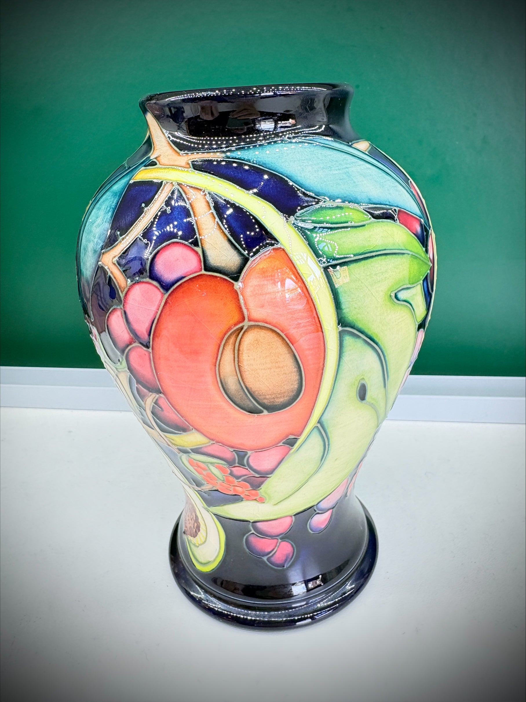 Moorcroft Queen’s Choice Baluster Vase – Emma Bossons FRSA, 2000