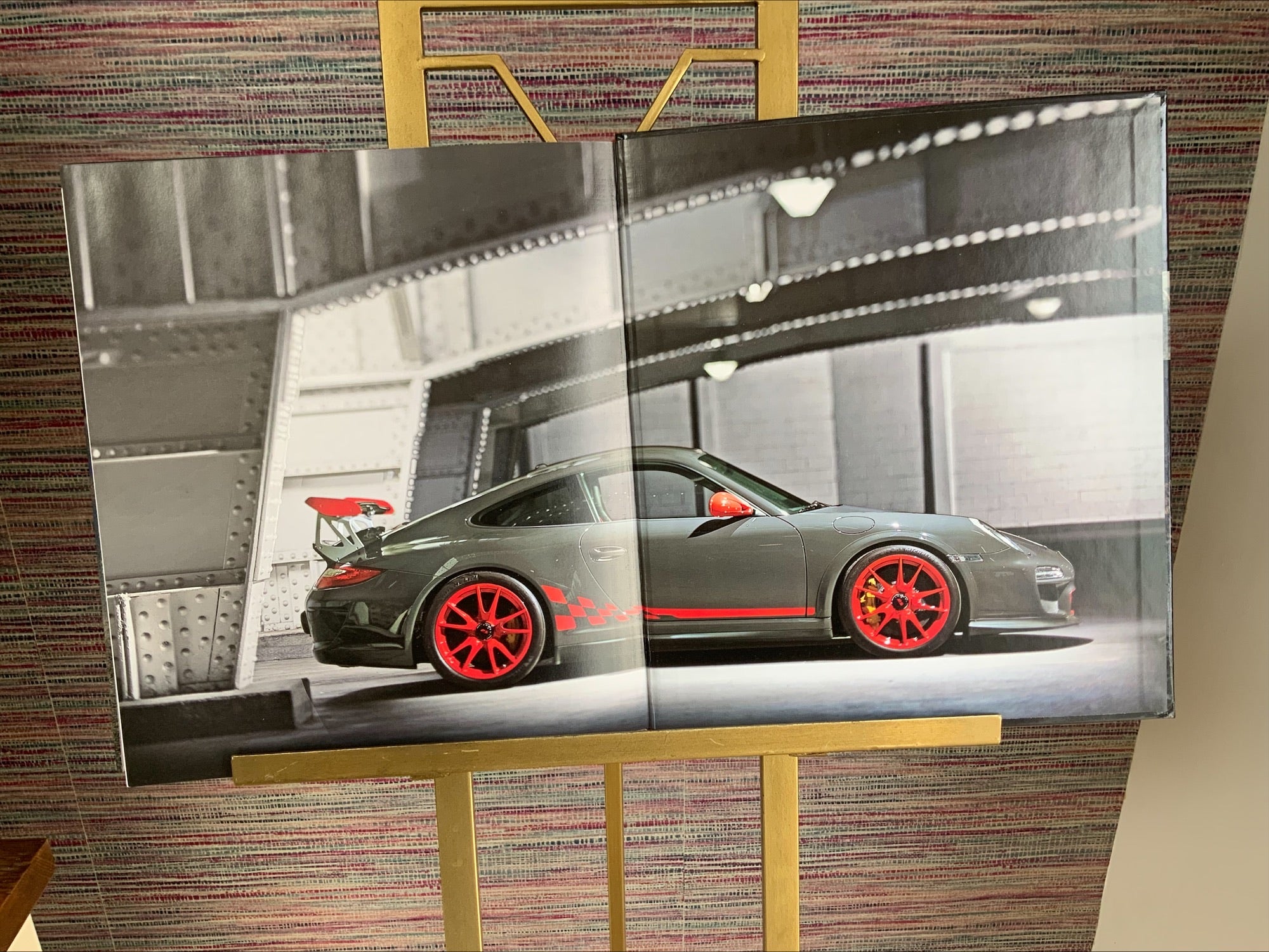 The Complete Book of the Porsche 911 – First Issue (2011)