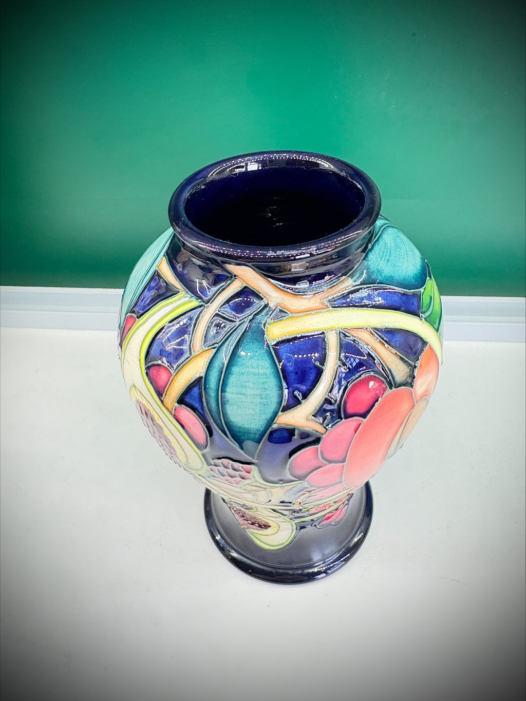Moorcroft Queen’s Choice Baluster Vase – Emma Bossons FRSA, 2000