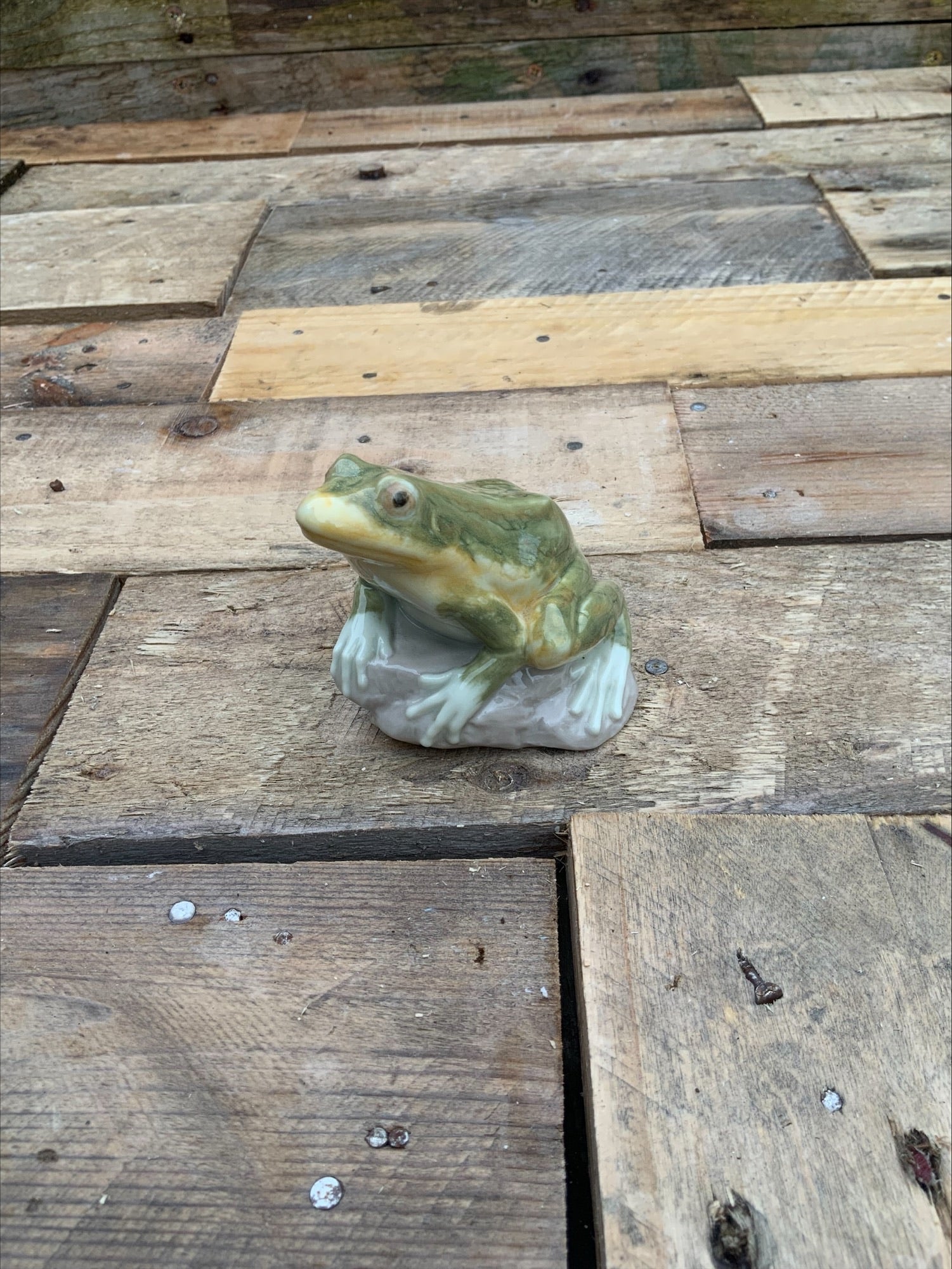 Lladro Discontinued Frog Figurine – 6cm, Perfect Condition