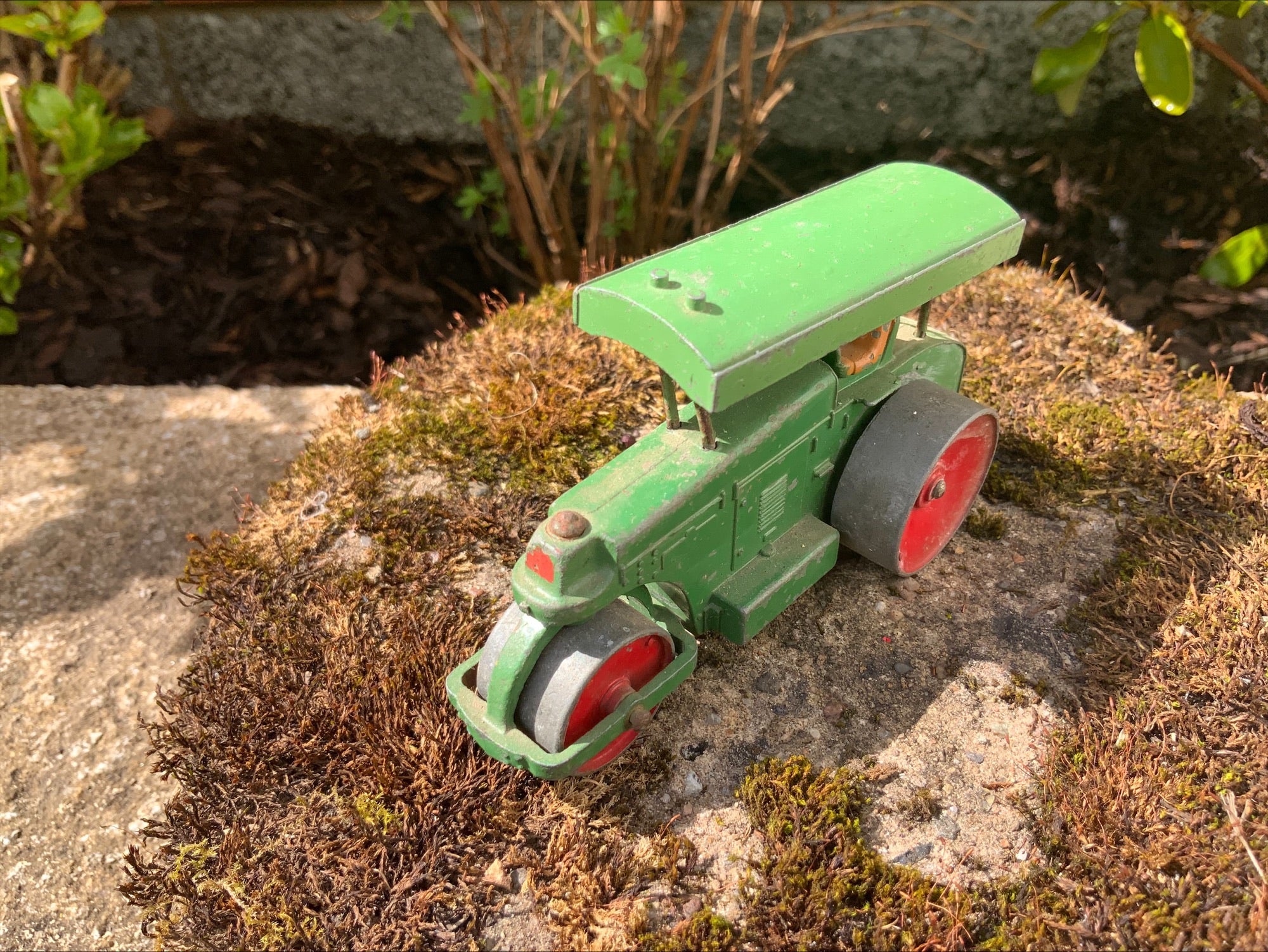 Dinky Meccano Aveling-Barford Road Roller – Vintage Diecast (10.5cm)
