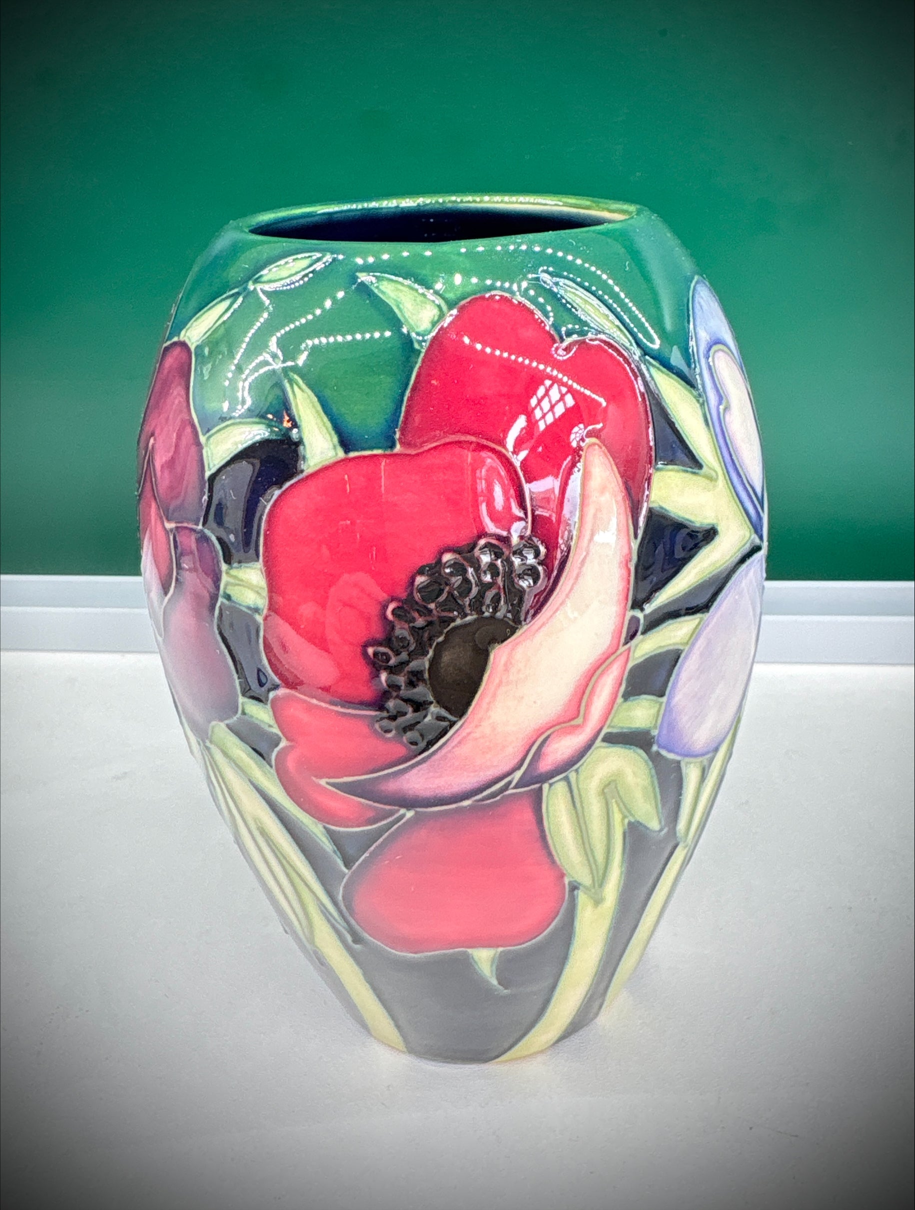 Moorcroft Hibiscus Vase – Emma Bossons FRSA, 2002