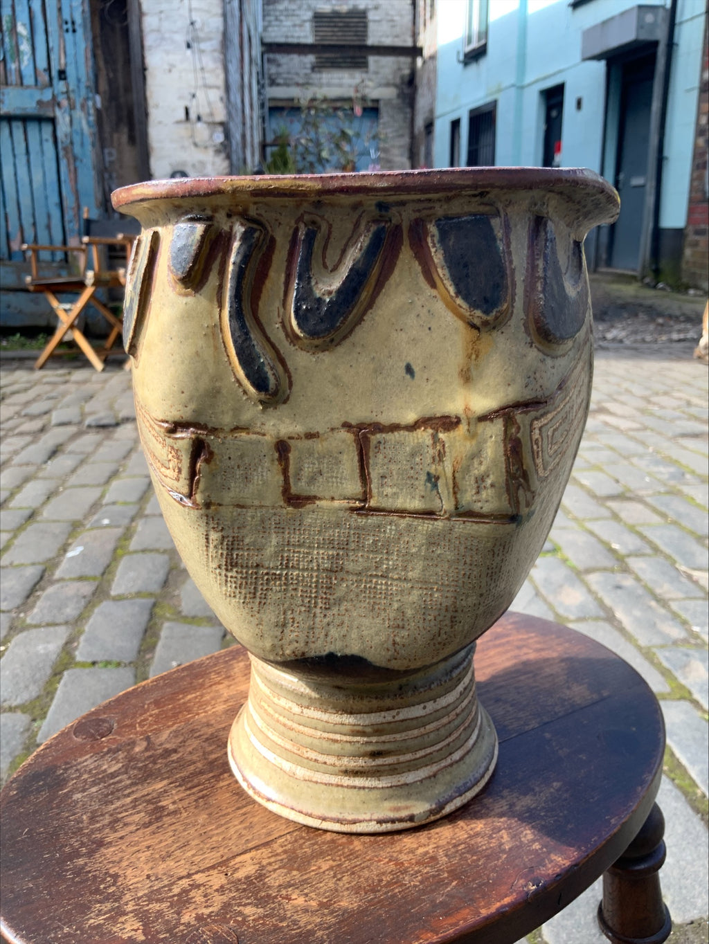 Peter Kleboe Catrine Studio Pottery Pedestal Stoneware Vase – Organic Design