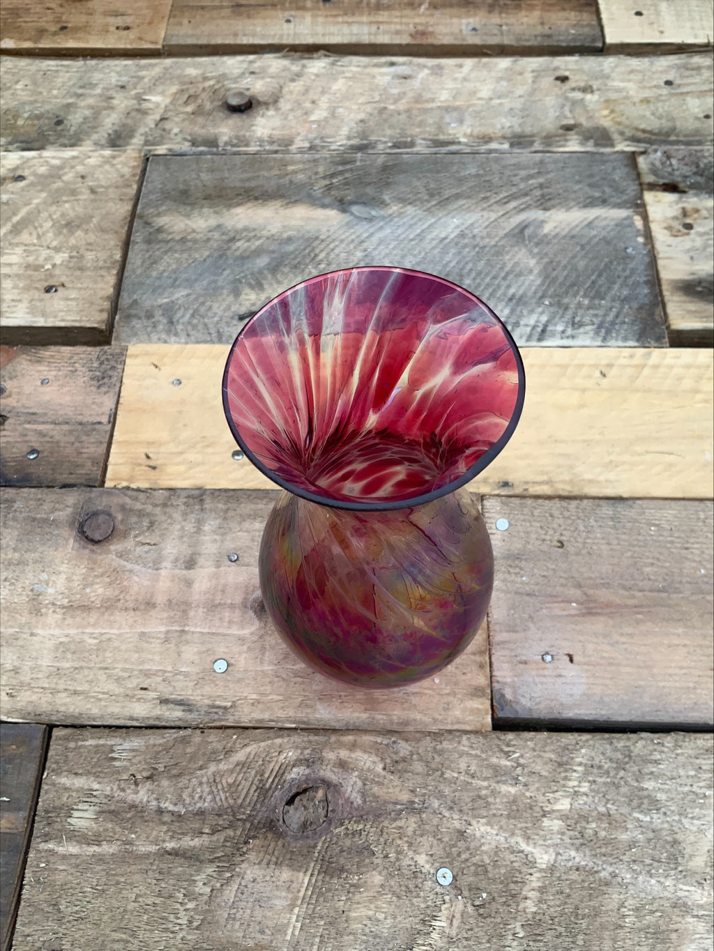 Glass Eye Studio Iridescent Art Glass Vase – Seattle, c.1990
